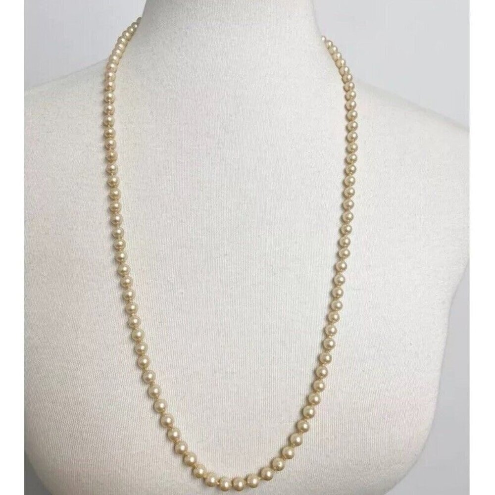 Vintage 90s MONET Classy Faux Pearl Necklace